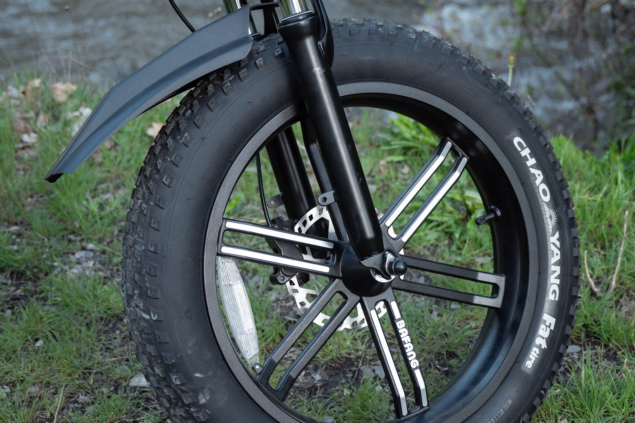 🔥 X1 Folding eBike｜1200W Motor｜48V15Ah Battery｜45 km/h Top Speed｜Long Range｜Off-Road｜Compact & Foldable