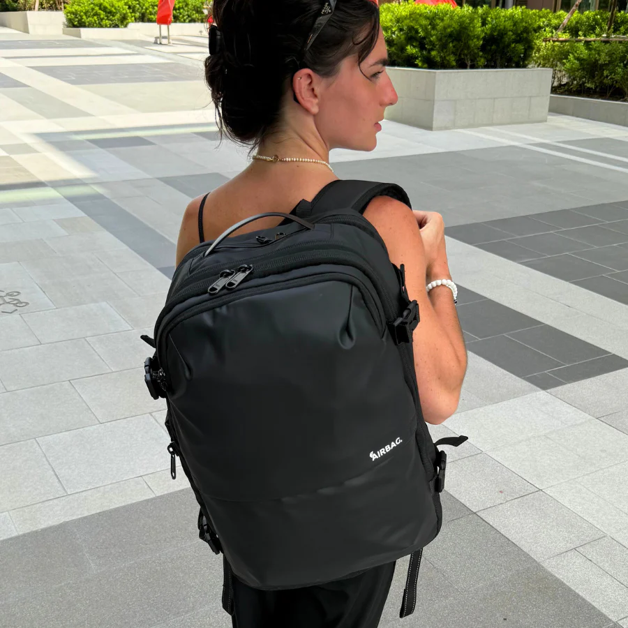 AIRBAG Black suitcase airbag
